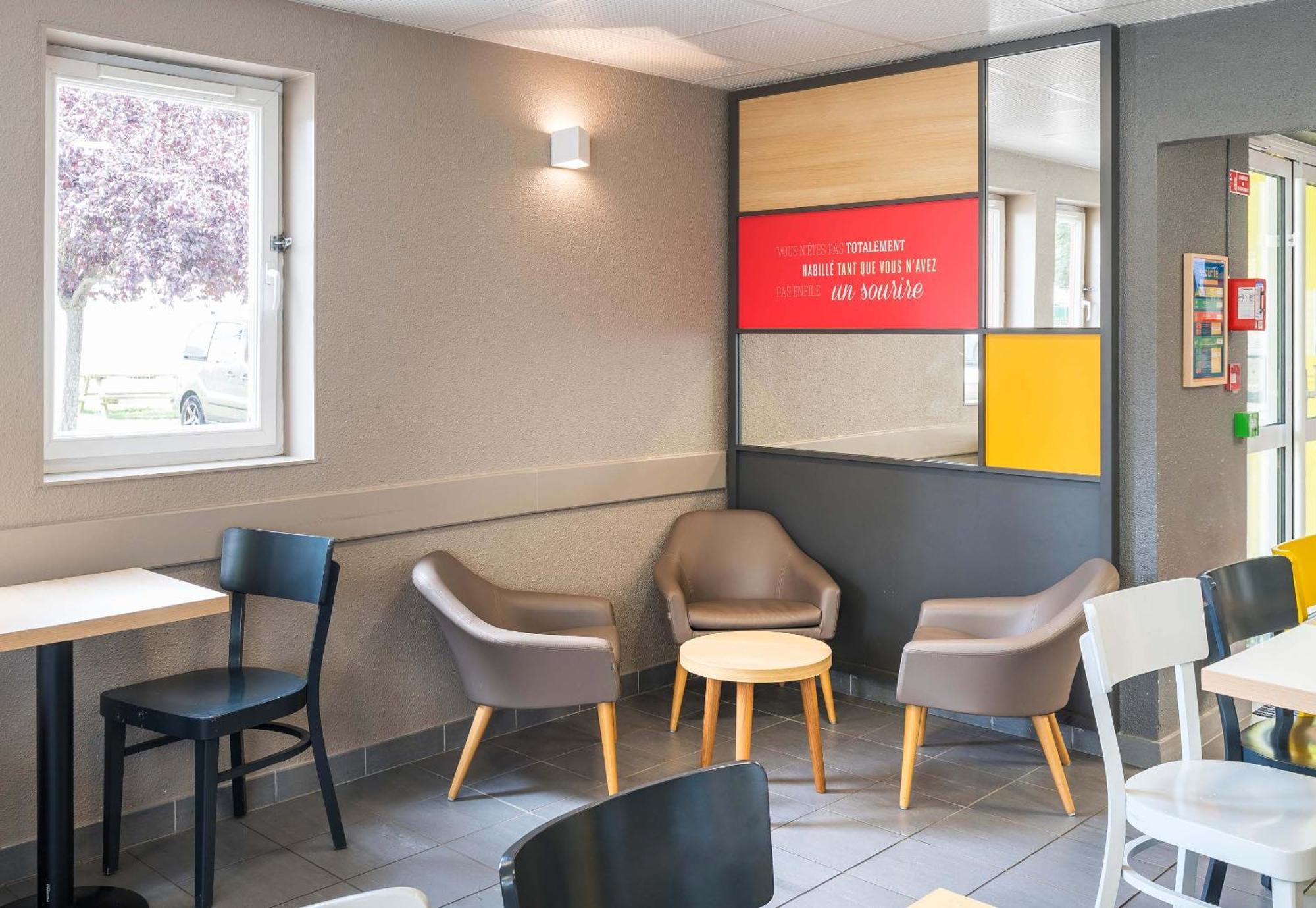 B&B Hotel Angers 2 Universite Beaucouzé Εξωτερικό φωτογραφία