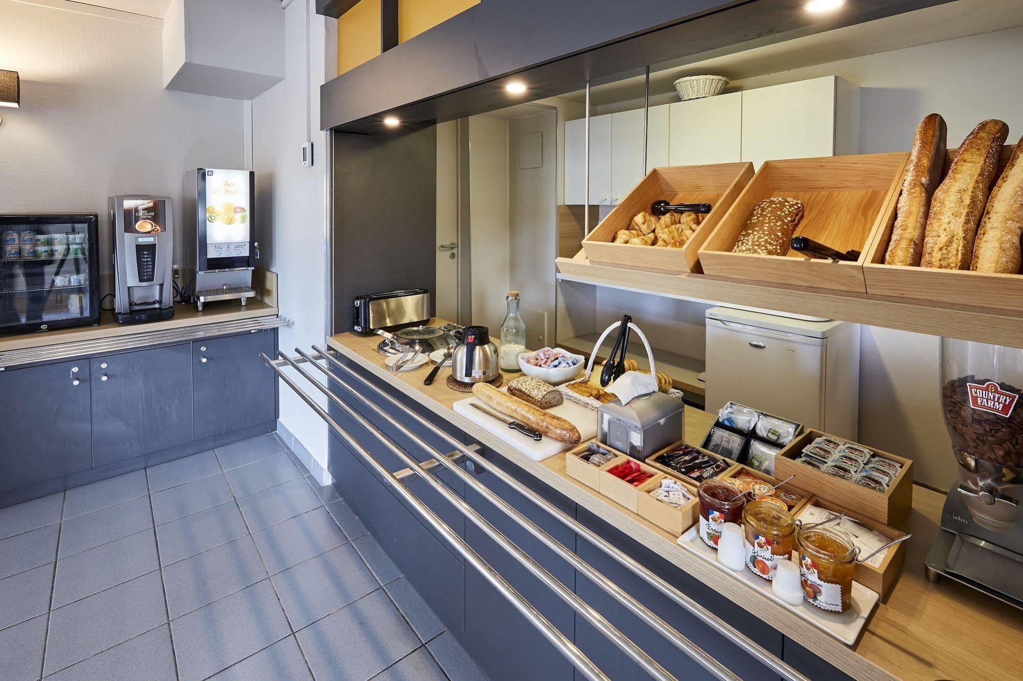 B&B Hotel Angers 2 Universite Beaucouzé Εξωτερικό φωτογραφία