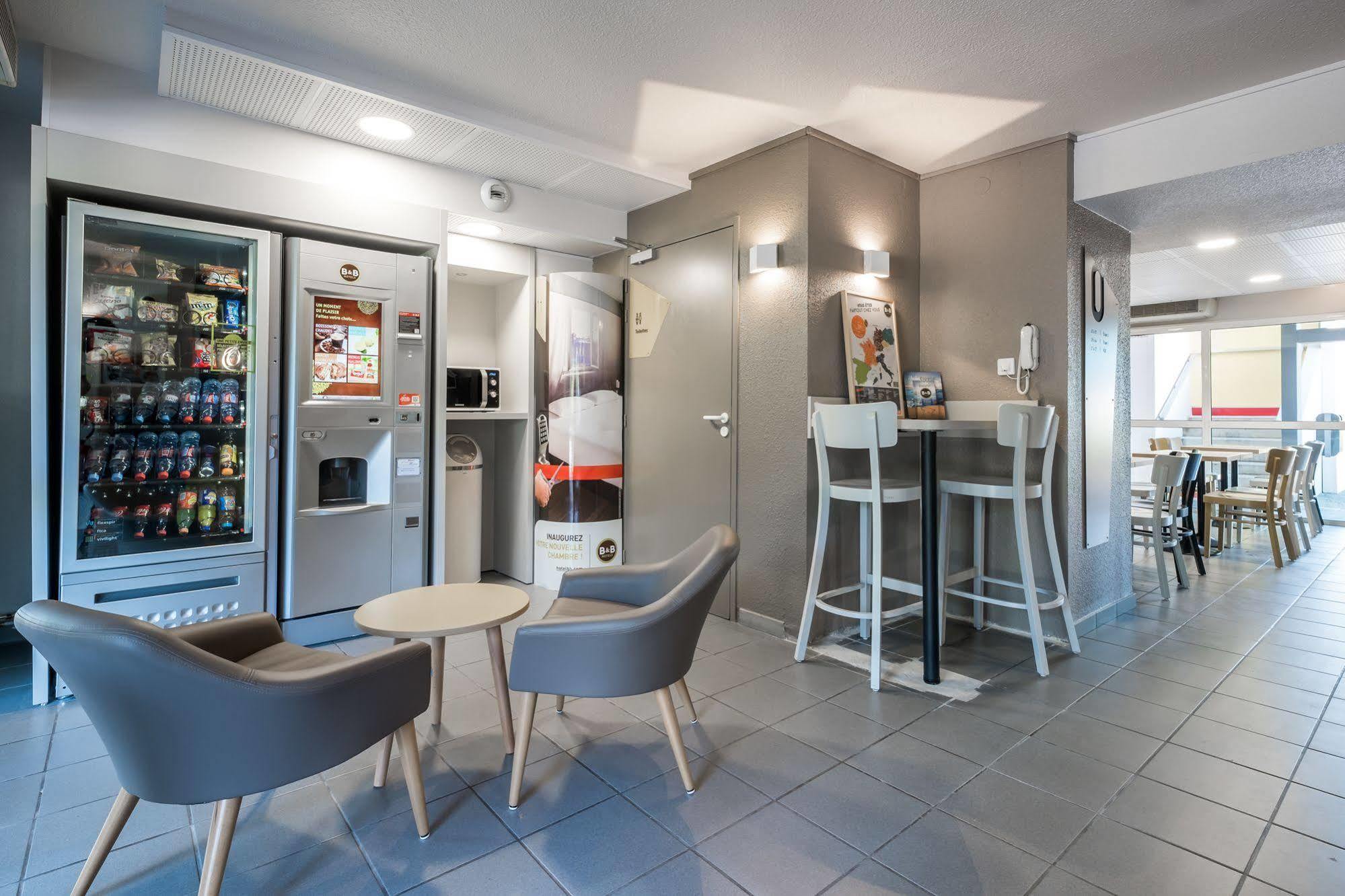 B&B Hotel Angers 2 Universite Beaucouzé Εξωτερικό φωτογραφία